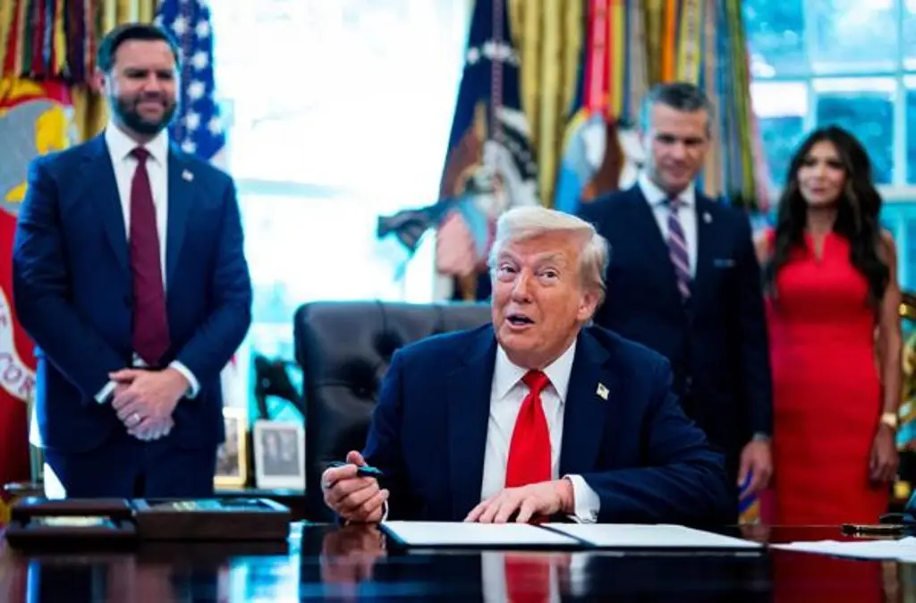 Imagen Donald Trump sugiere restablecer el nombre 'Departamento de Guerra' en EU