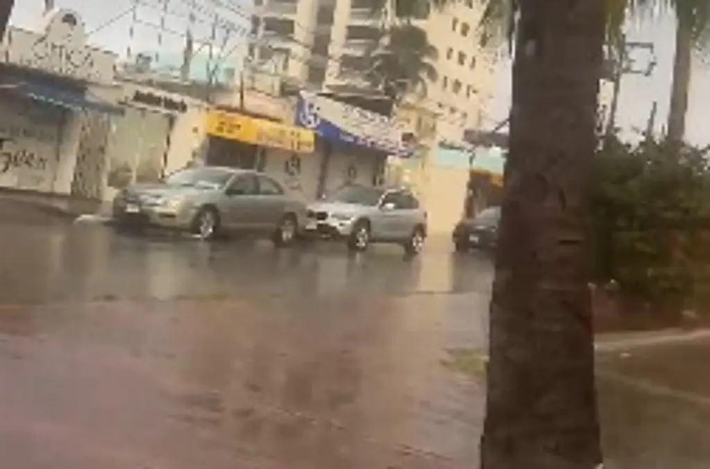 Imagen Cae fuerte aguacero en Veracruz - Boca del Río (+Video) 