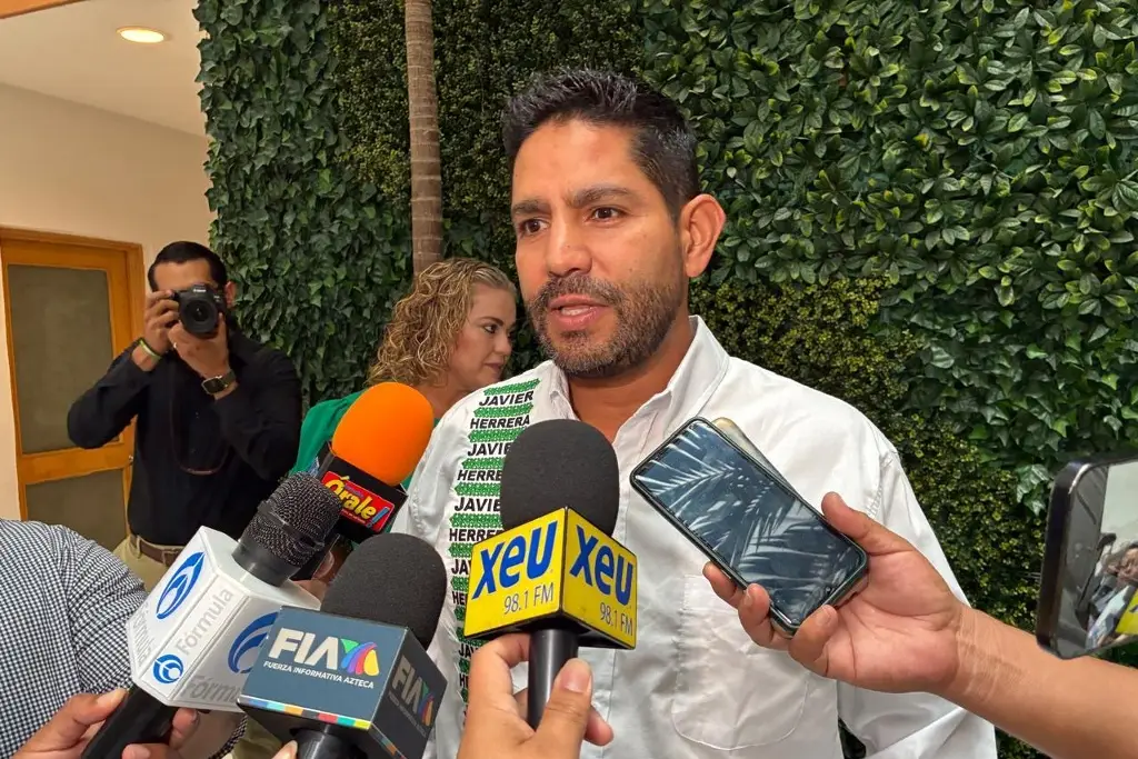 Imagen Noroña no quiere ser austero y es respetable: Javier Herrera Borunda 