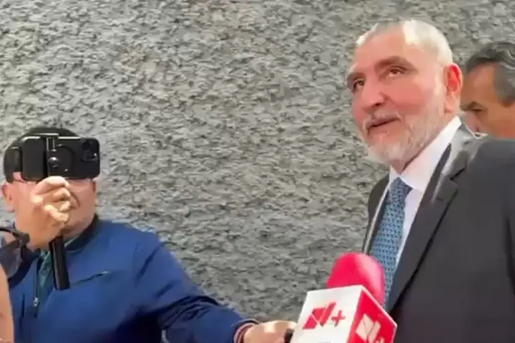 Imagen Así le gritó ciudadano a Adán Augusto López en calles del centro de la CDMX (+Video)
