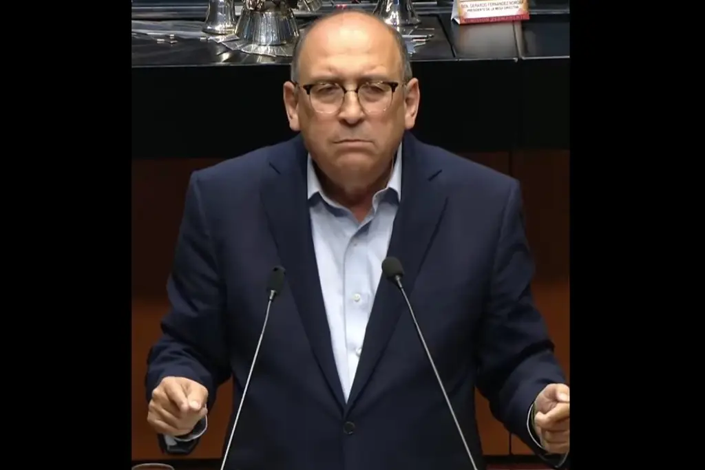 Imagen Denuncia Moreira que el Senado está cercado con granaderos 