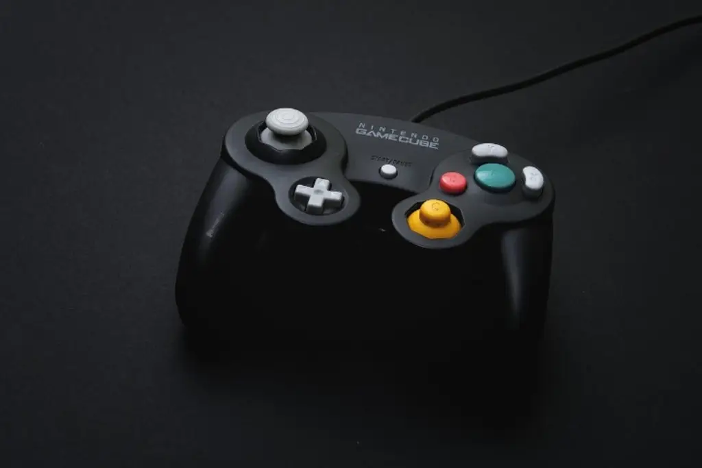 Imagen Videojuegos: desde el desarrollo de capacidades, hasta el acecho de depredadores sexuales