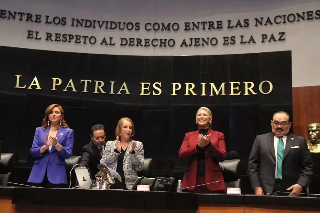 Imagen Toma protesta nueva mesa directiva del Senado de la República este viernes