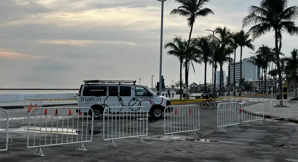 Imagen Cierre vial del bulevar Manuel Ávila Camacho en Veracruz - Boca del Río