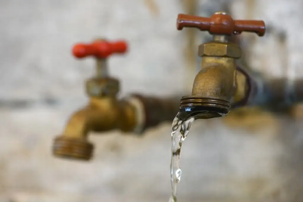 Imagen Anuncian baja presión y cortes de agua para 8 colonias del norte de Veracruz