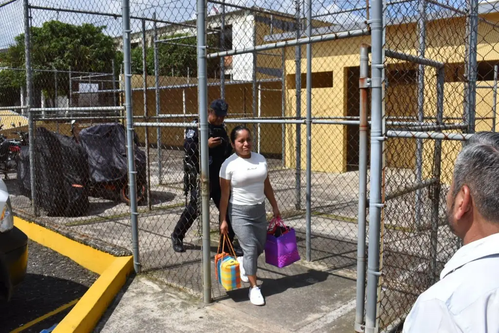 Imagen Liberan a Maribel tras ser detenida injustamente; acusa tortura
