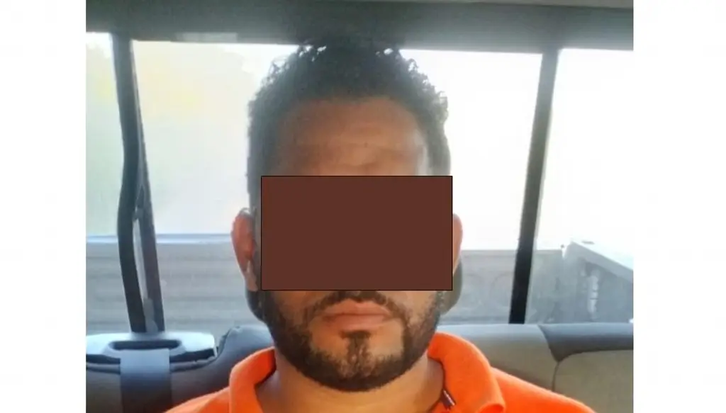 Imagen A prisión por presunto robo a tienda de conveniencia en Alvarado, Veracruz