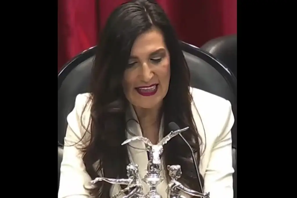 Imagen Asume Mesa Directiva Kenia López; promete respeto y pluralidad 