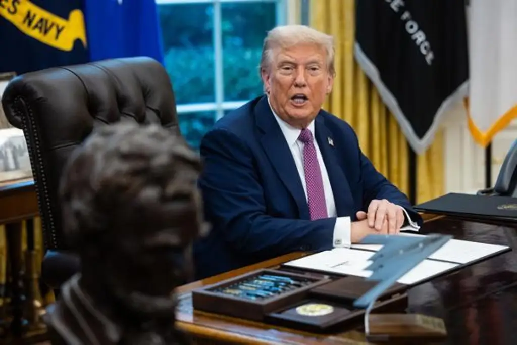 Imagen Donald Trump hace oficial el regreso del 'Departamento de Guerra' de EU