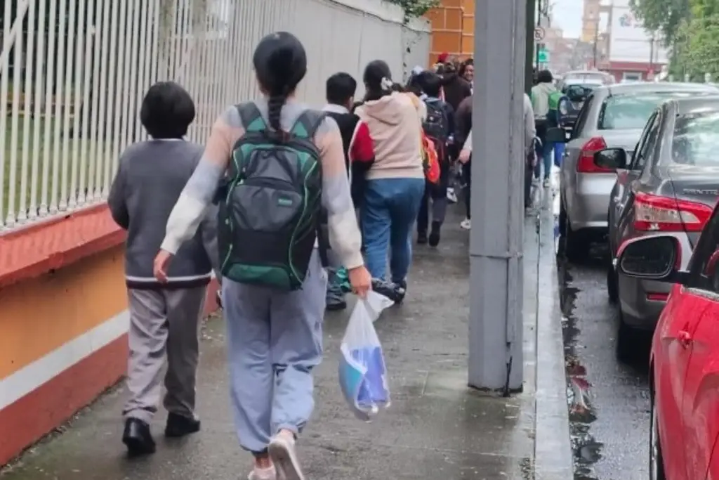 Imagen SNTE pide regular y transparentar cobros escolares en Veracruz