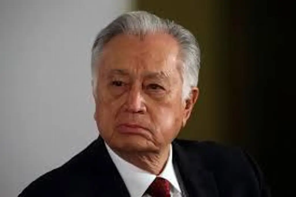 Hay 34 mil mdp por aclarar en la CFE de Manuel Bartlett, según auditorías
