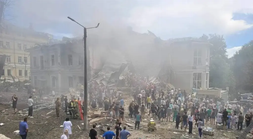 Imagen Ataque ruso con drones y misiles deja un muerto y once heridos en Kiev