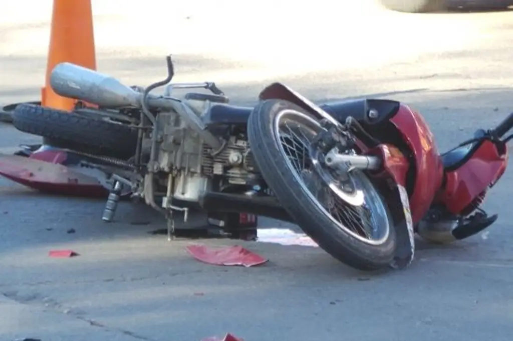 Imagen Derrapa motociclista sobre el bulevar de Veracruz durante la mañana de este domingo