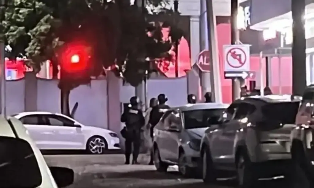 Imagen Paramédicos trabajan con chalecos antibalas por violencia en Sinaloa 