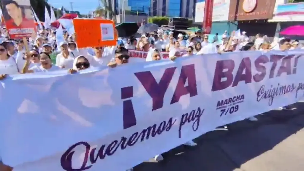 Imagen Marchan por la paz en Sinaloa, a un año del inicio de guerra entre grupos criminales