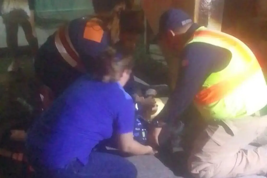 Imagen Cae niño desde el tercer piso en fraccionamiento de Medellín de Bravo 
