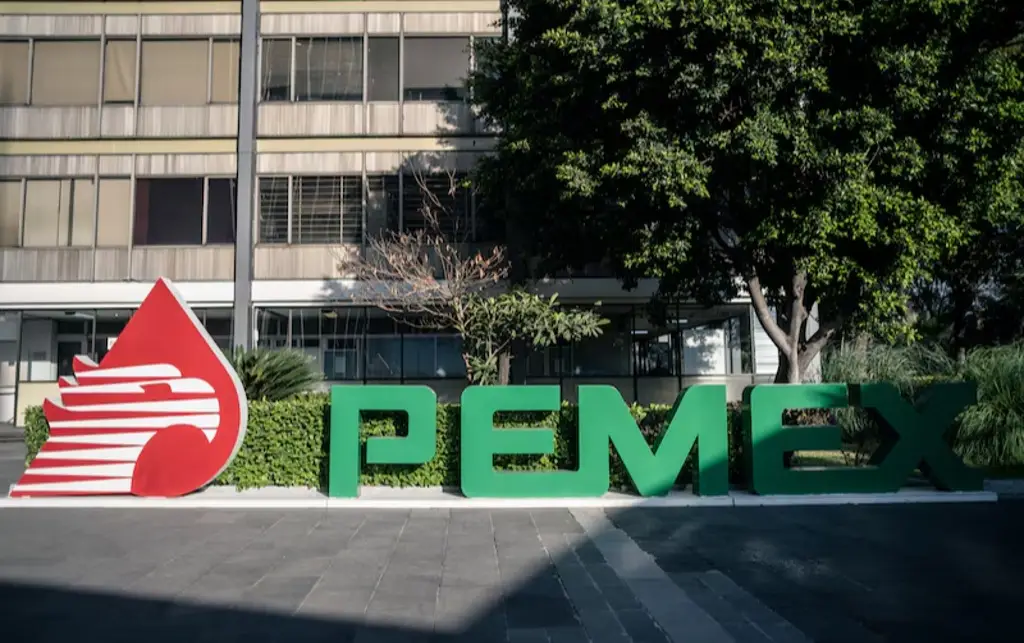 Imagen Moody’s mejora la calificación de Pemex, pero advierte que sigue en terreno especulativo