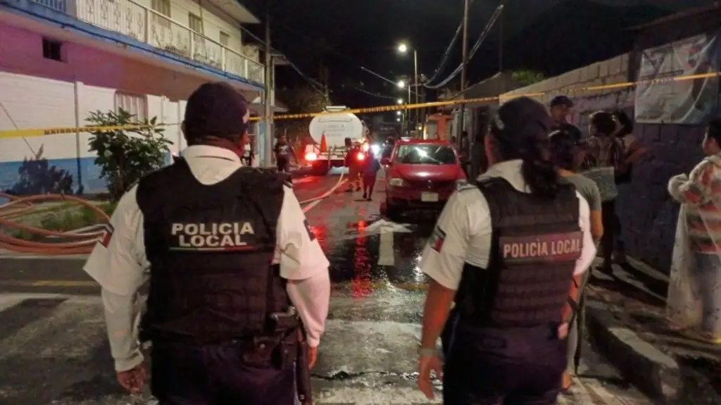 Imagen Cierran calles por falta de agua en Orizaba, Veracruz