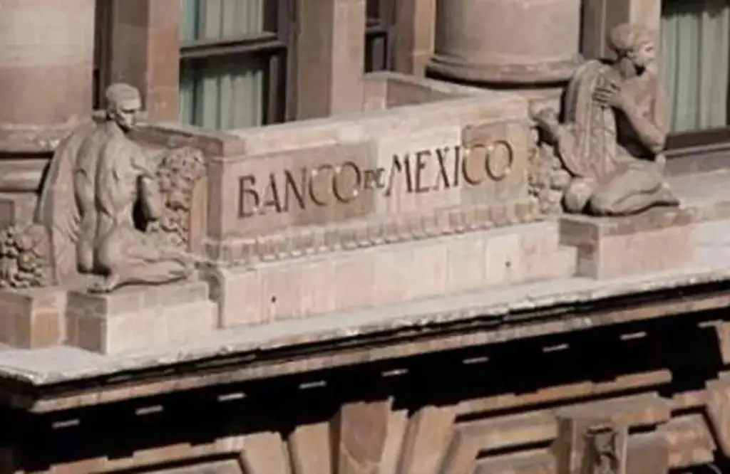 Imagen Banxico alerta por debilidad regional persistente causada por tensiones en EU