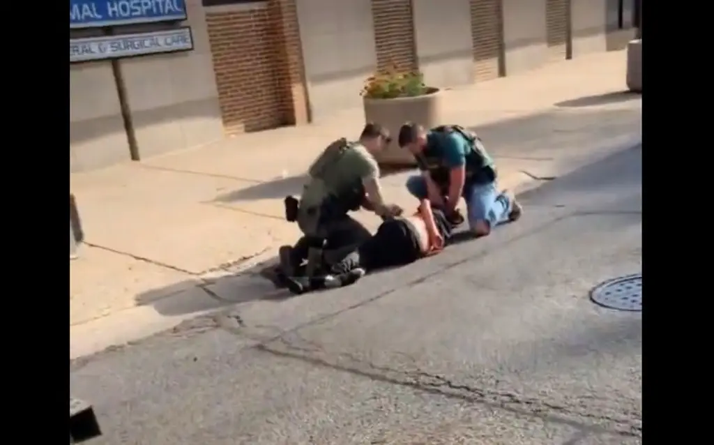 Imagen Era mexicano el migrante que murió baleado por agente del ICE en Chicago (+Video)