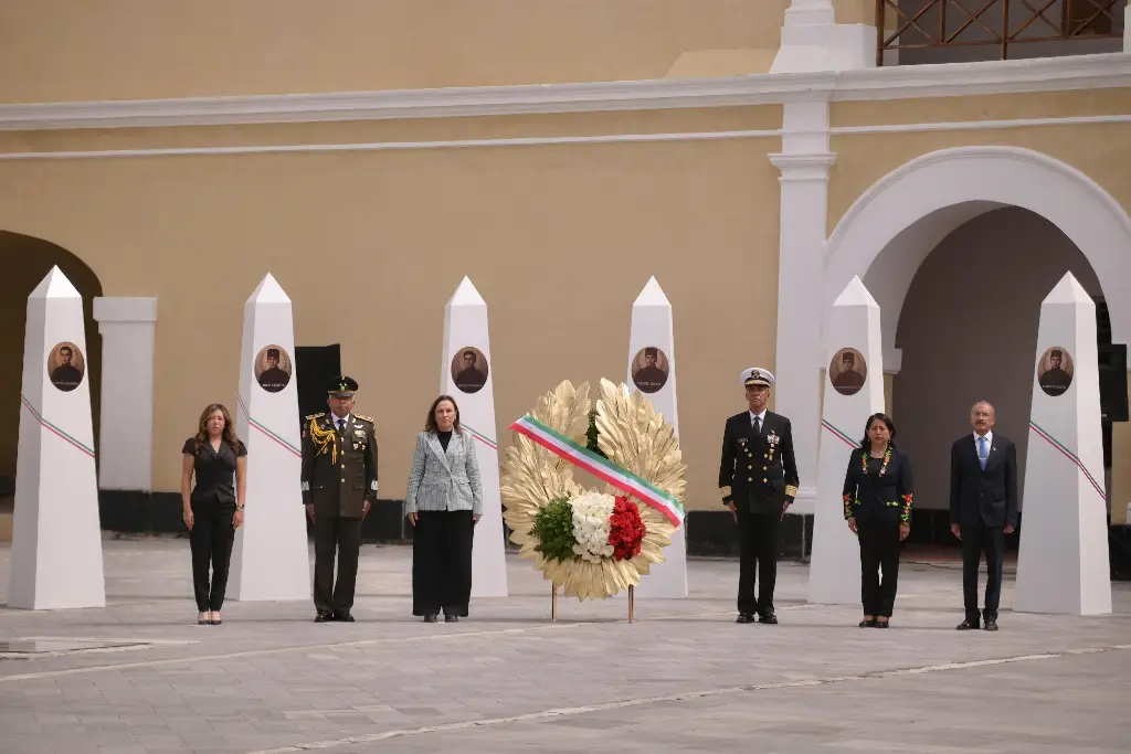 Rocío Nahle encabeza 178 aniversario de la Gesta Heroica de los Niños Héroes desde Perote