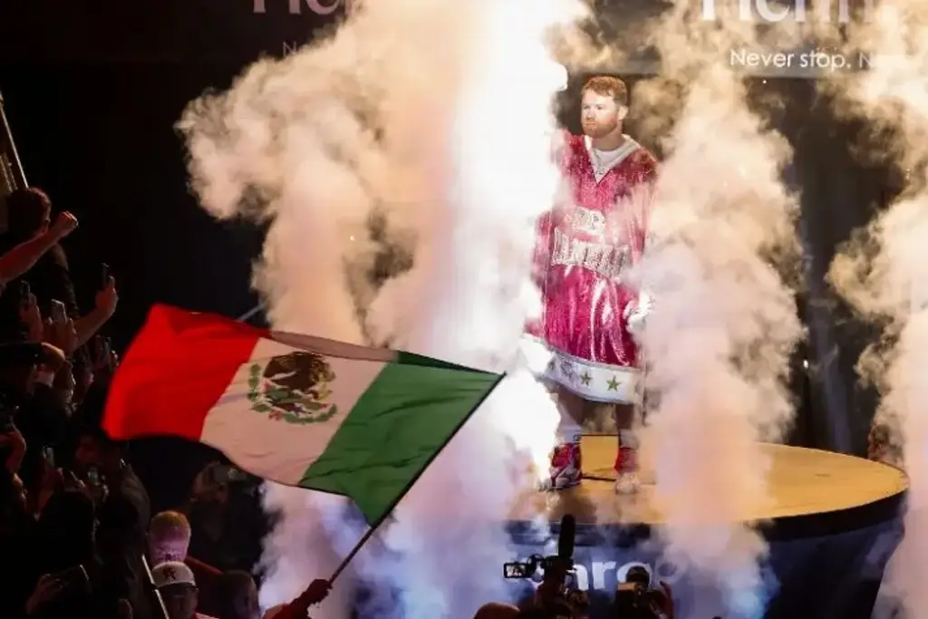 Imagen ¿Por qué no entonarían himnos en pelea del Canelo vs Crawford? Esto se sabe