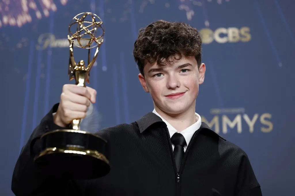 Imagen Oween Copeer se convierte en el actor más joven en ganar un Emmy por 'Adolescencia'
