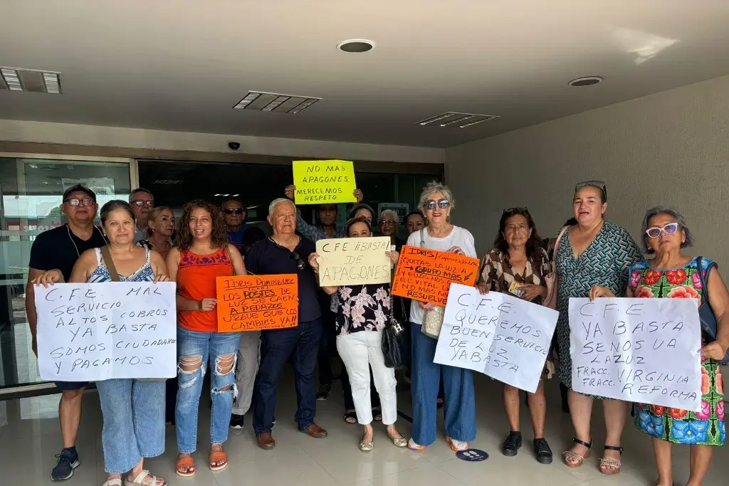 Imagen Vecinos del Virginia, Reforma y Zaragoza se manifiestan por problemas de luz