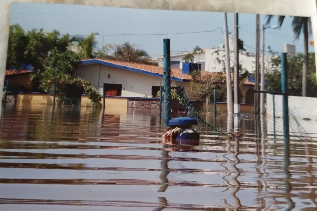 Imagen Habitantes del Floresta realizaron simulacro por los 15 años de las afectaciones que dejó el huracán Karl