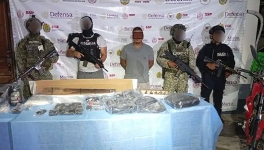 Imagen Cae sujeto con dron, tabla de castigo, drogas y más en Coxquihui, Veracruz