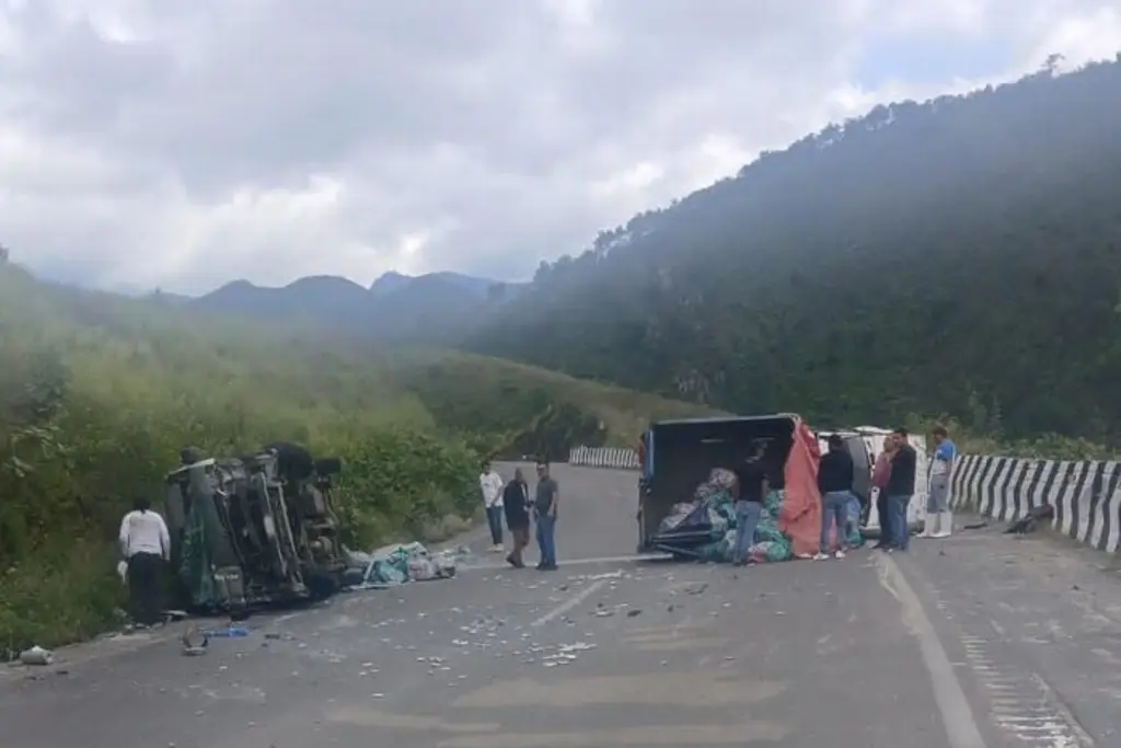 Imagen Se accidentan camionetas en autopista de Veracruz; hay dos lesionados