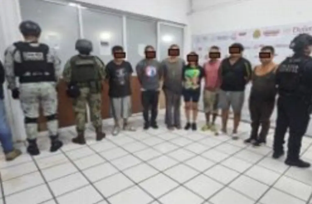 Imagen Deja 7 detenidos operativo en fraccionamiento del puerto de Veracruz. 'Desvalijaban motos'