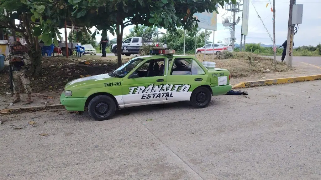 Imagen Atacan a balazos a elementos de tránsito en Espinal, Veracruz; hay un muerto