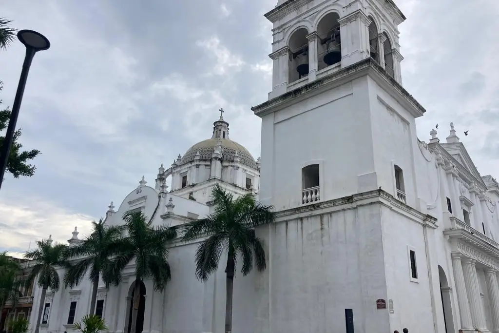 Imagen Catedral de Veracruz se ha quedado sin luz hasta 1 día por apagones constantes 