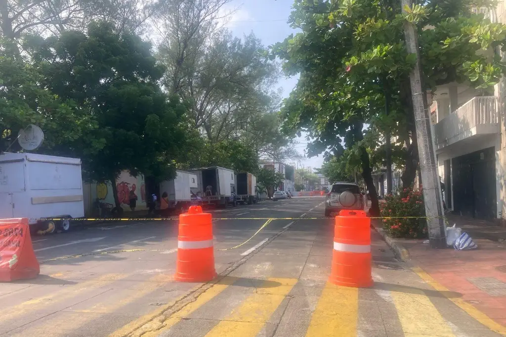 Imagen Caos vial en el Centro de Veracruz; es por esta razón