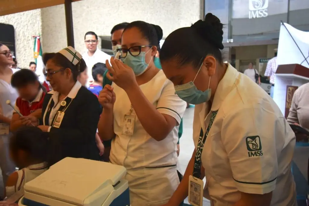 Imagen IMSS revela la importancia de vacunar a los niños contra el VPH; conoce sus beneficios