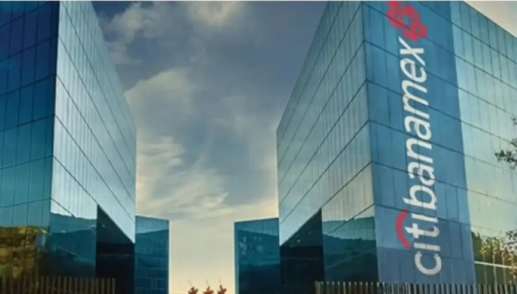 Imagen ¿Qué representa que empresario Fernando Chico comprara el 25% de Banamex? 
