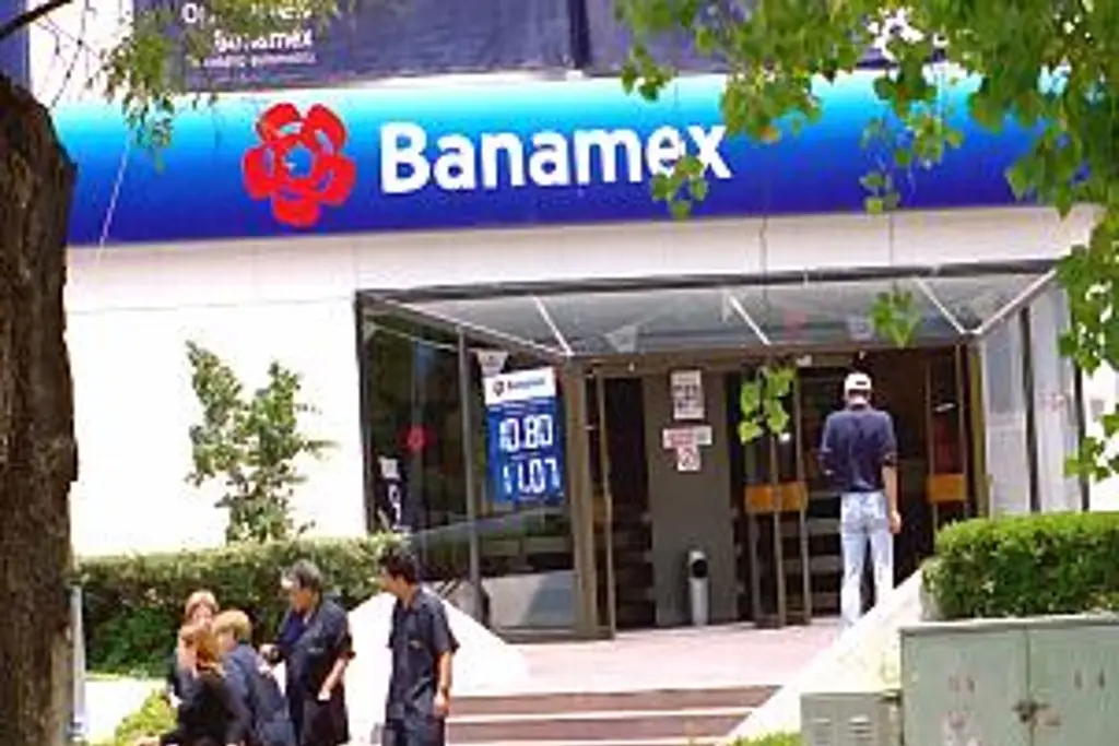 Imagen Sheinbaum celebra adquisición de 25% de Banamex por parte de Chico Pardo