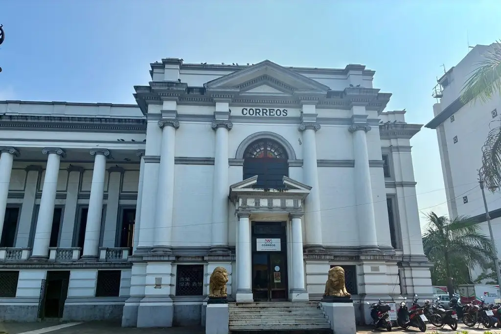 Imagen ¿Quién construyó el emblemático edificio de Correos y Telégrafos de Veracruz?