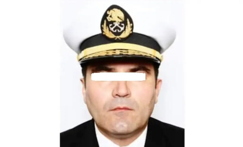 Imagen Juez federal cita a contralmirante Fernando 'F' por red de huachicol y corrupción en aduanas