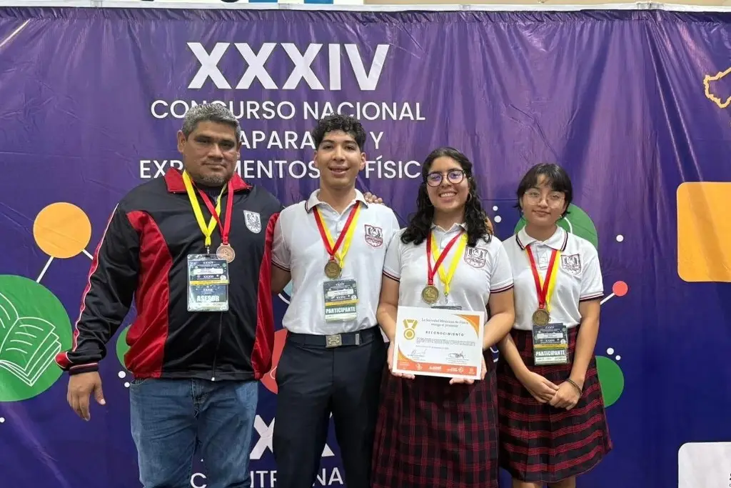 Imagen Estudiantes de Veracruz ganan concurso nacional de física; van al extranjero