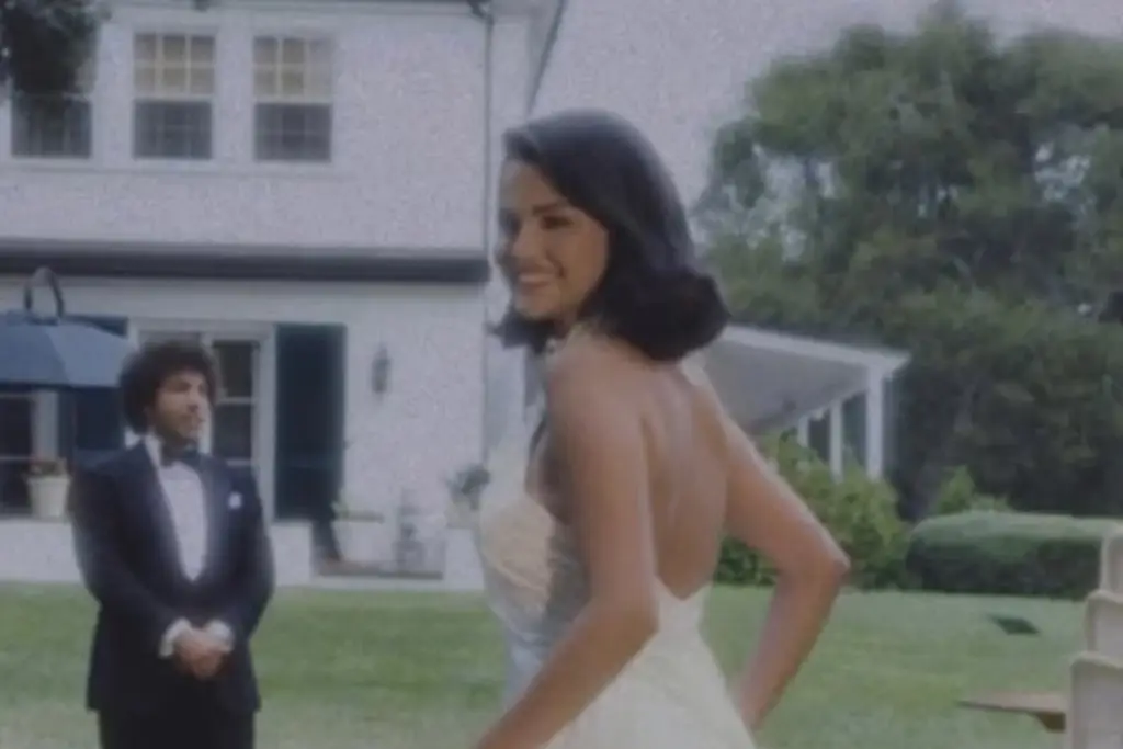 Imagen Selena Gómez y Benny Blanco se casaron; estas son las fotos que compartieron