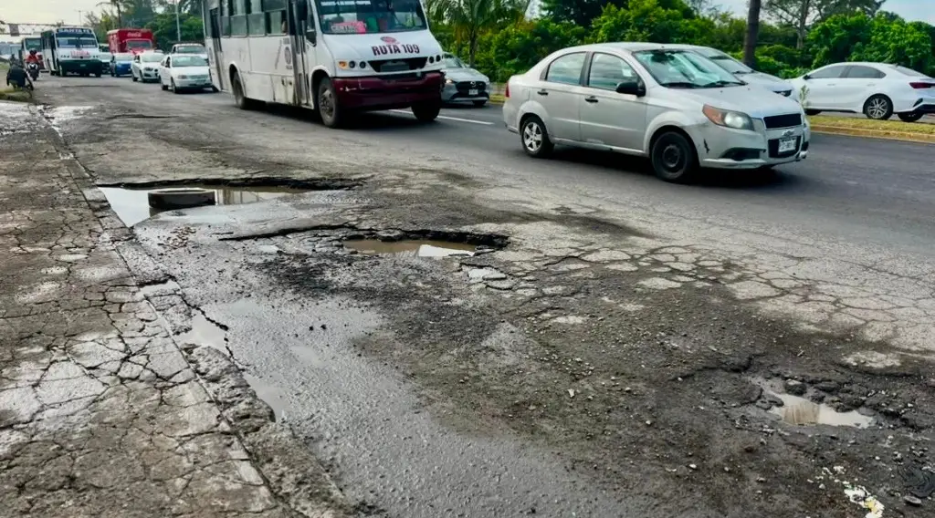 Imagen En pésimo estado este tramo de la carretera federal Veracruz-Xalapa 