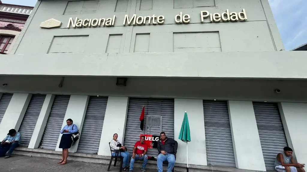 Imagen Estalla huelga en el Monte de Piedad ¿Qué pasará con tus empeños?