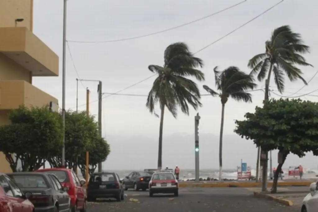 Imagen Viento del norte en Veracruz, checa las rachas  