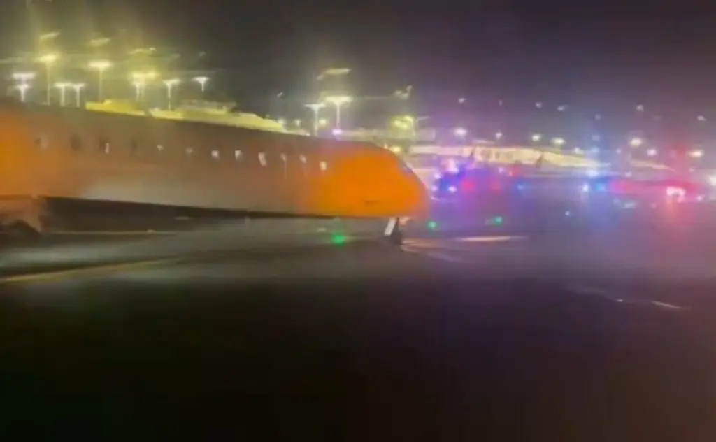 Imagen Chocan 2 aviones de Delta en aeropuerto de LaGuardia de Nueva York