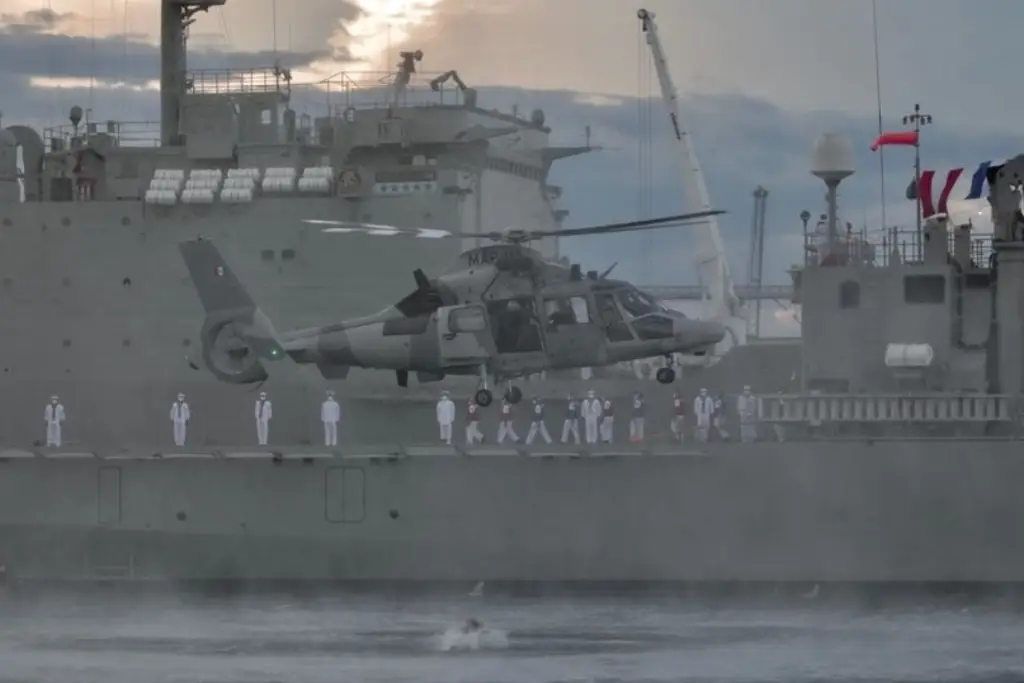 Imagen Simularán incendio en el Puerto de Veracruz, en el Desfile de la Armada