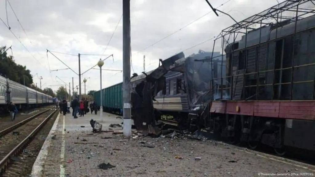 Imagen Rusia ataca estación de tren en región ucraniana de Sumi y causa un muerto y 30 heridos