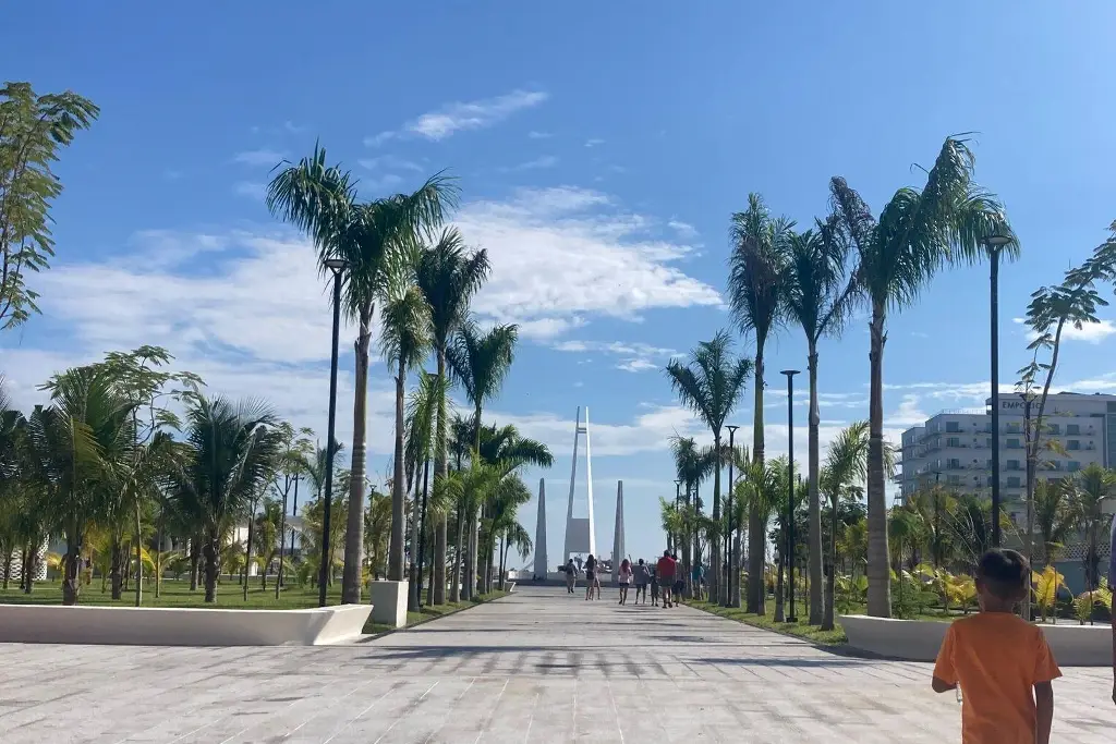 Imagen Estas son las áreas abiertas al público de la nueva Plaza Heroísmo Veracruzano