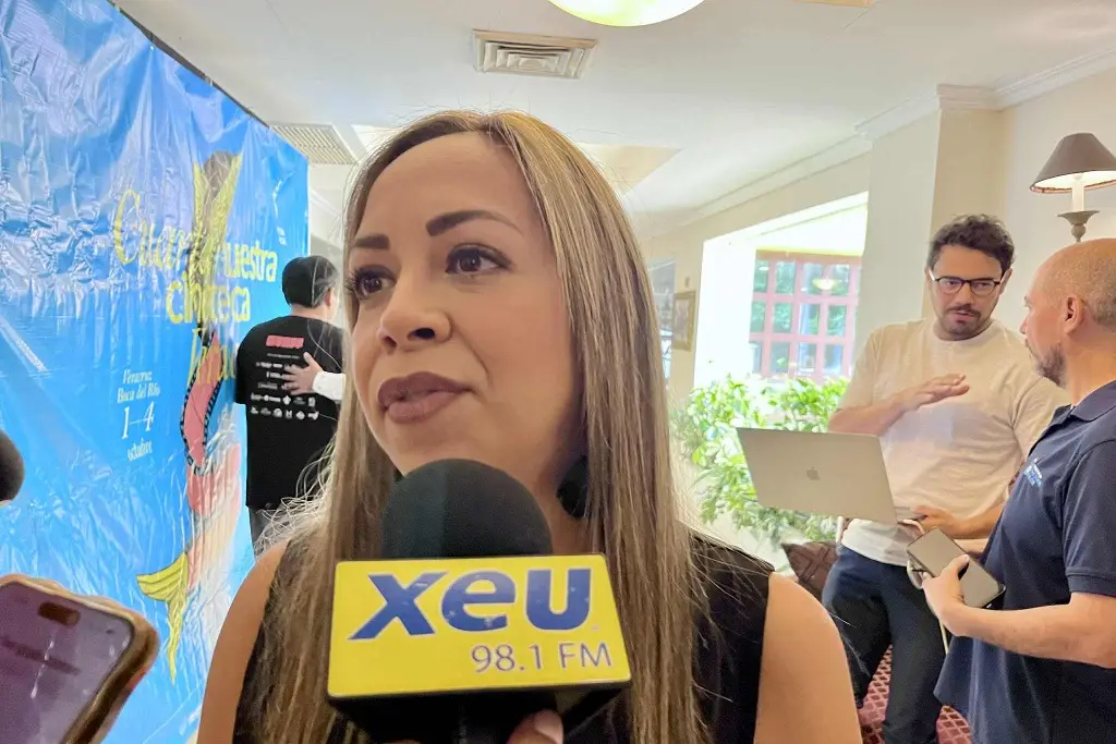 Imagen Equipan con con mecánica teatral el Foro Boca
